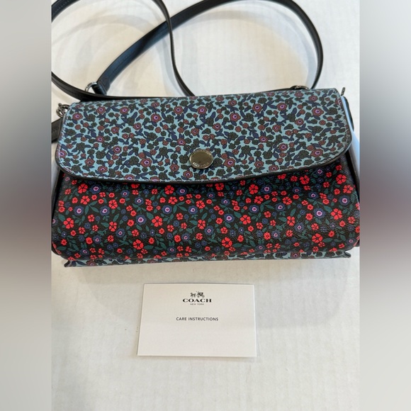 Coach Reversible Floral Crossbody Bag With A Detachable Strap C1782-F59535 - Picture 12 of 16